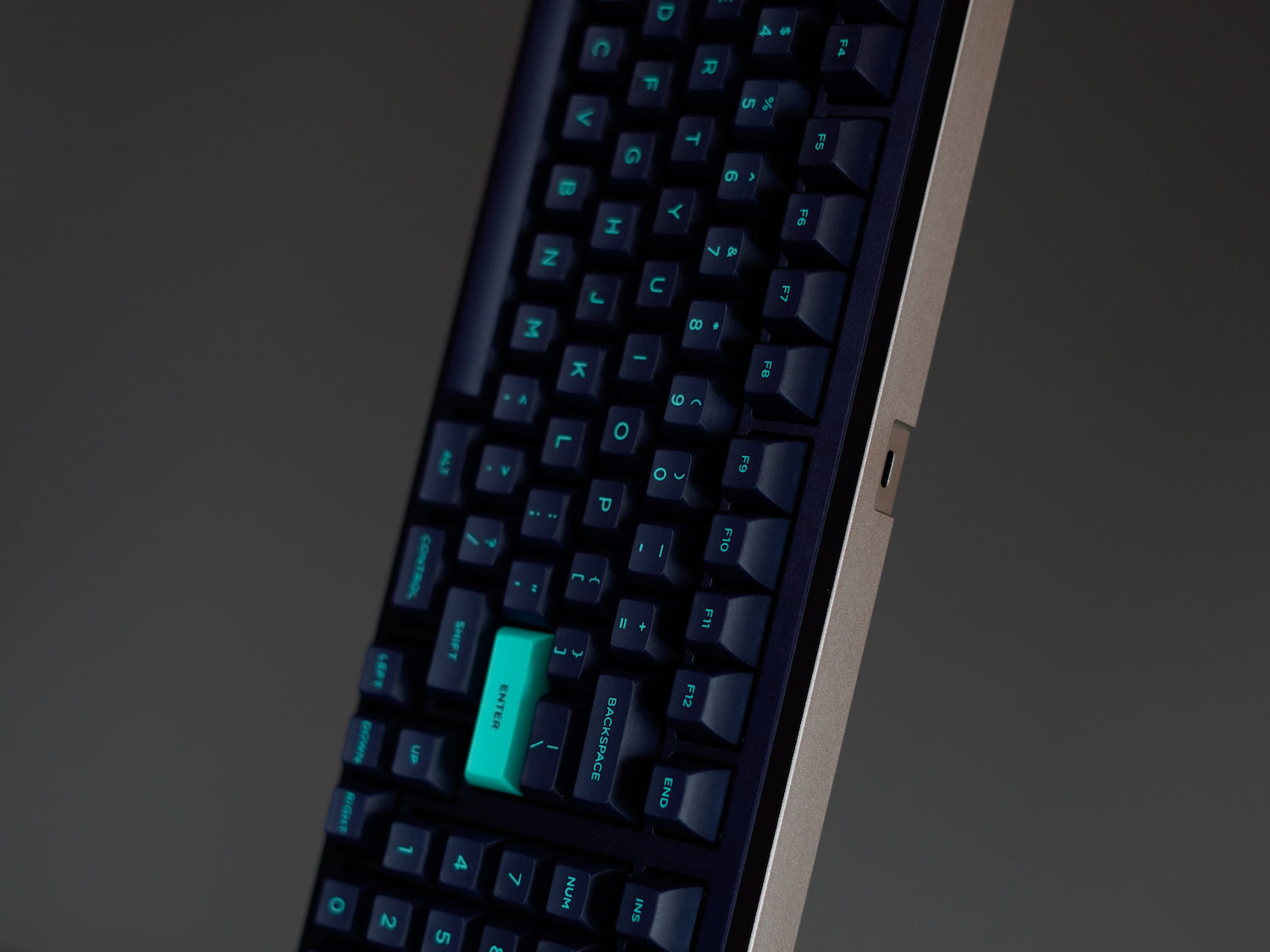 Brutal V2 1800 Keyboard with KAT Atlantis Angle 2